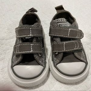 🌟BOGO🌟 Buy 1, Get 1 1/2 off!!  Converse Velcro Infant 2 Grey Chucks